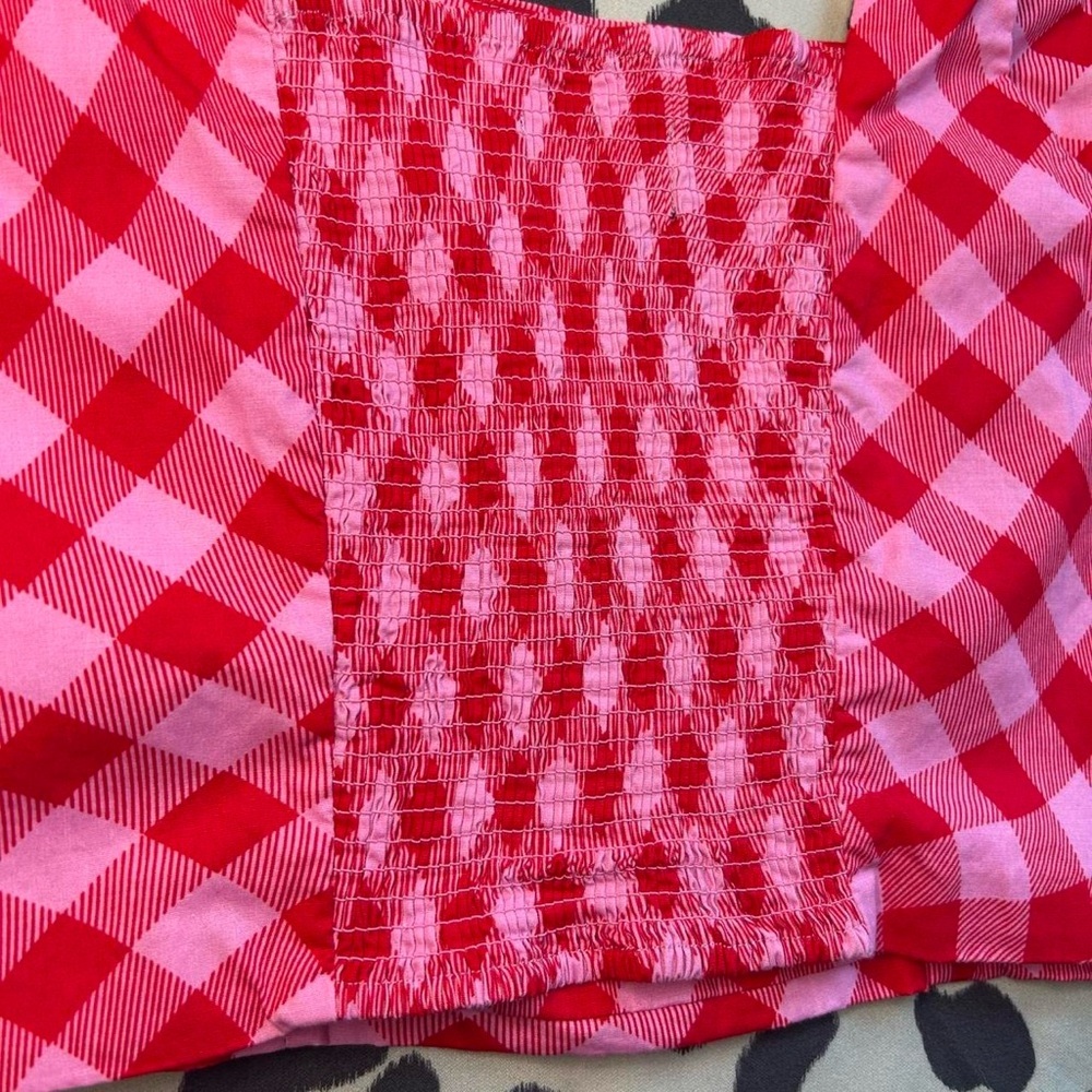 Gingham Crop Top | Size M (8–10) 💗❤️ - Picture 6 of 7